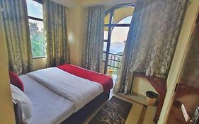 Hotel Taj Palace Near Mall Road